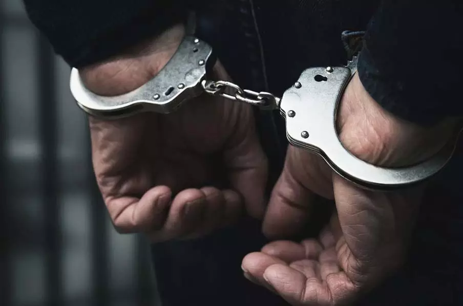 Assam : में 54 लाख की ठगी, दो आरोपी गिरफ्तार Assam : में 54 लाख की ठगी, दो आरोपी गिरफ्तार