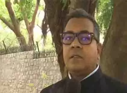 चिराग पासवान बिहार से चुनाव लड़ने पर विचार कर सकते हैं: एलजेपी सांसद अरुण भारती चिराग पासवान बिहार से चुनाव लड़ने पर विचार कर सकते हैं: एलजेपी सांसद अरुण भारती