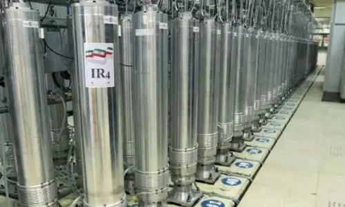 UN: ईरान ने हथियार योग्य यूरेनियम भंडार बढ़ाया