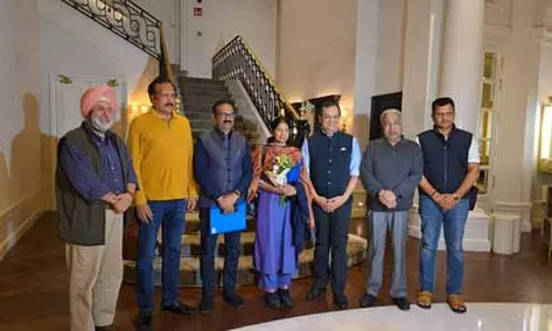 आतंकवाद पर भारत की शून्य-सहिष्णुता नीति प्रस्तुत करने सर्वदलीय प्रतिनिधिमंडल स्पेन पहुंचा आतंकवाद पर भारत की शून्य-सहिष्णुता नीति प्रस्तुत करने सर्वदलीय प्रतिनिधिमंडल स्पेन पहुंचा