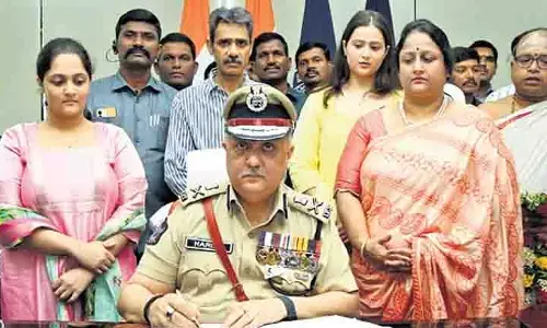 वरिष्ठ IPS अधिकारी हरीश कुमार गुप्ता ने आंध्र के पूर्णकालिक डीजीपी का कार्यभार संभाला