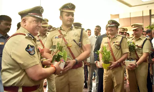 हरीश कुमार गुप्ता ने दो साल के कार्यकाल के लिए AP DGP का पदभार संभाला