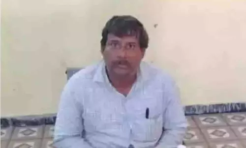 ACB ने राजन्ना सिरसिला में किसान से रिश्वत लेते सर्वेयर को पकड़ा