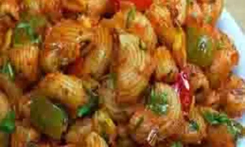 Recipe: मैकरोनी के साथ बनाएं टेस्टी मसालेदार क्रिस्पी नमकीन पास्ता