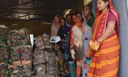 अच्छी कमाई हो रही, प्लास्टिक कचरे का सुरक्षित निपटान बना आय का साधन