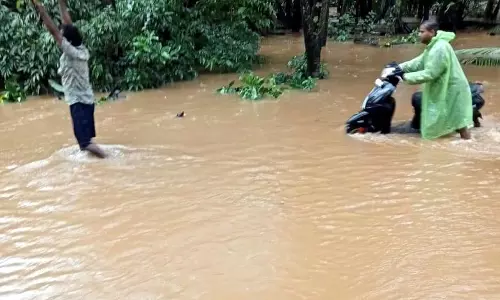 CM ने कहा- पयात को सड़कों पर जलभराव की समस्या से तुरंत निपटना चाहिए