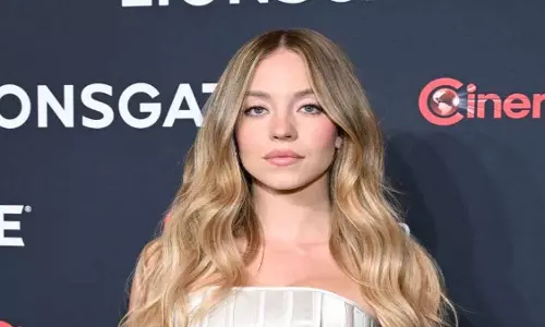 Sydney Sweeney ने जोनाथन डेविनो से अलगाव पर चुप्पी तोड़ी