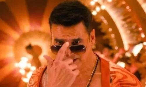 “Housefull 5 की एडवांस बुकिंग शुरू: रिलीज से पहले ही राष्ट्रीय स्तर पर 3,500 टिकटें बिक गईं” “Housefull 5 की एडवांस बुकिंग शुरू: रिलीज से पहले ही राष्ट्रीय स्तर पर 3,500 टिकटें बिक गईं”
