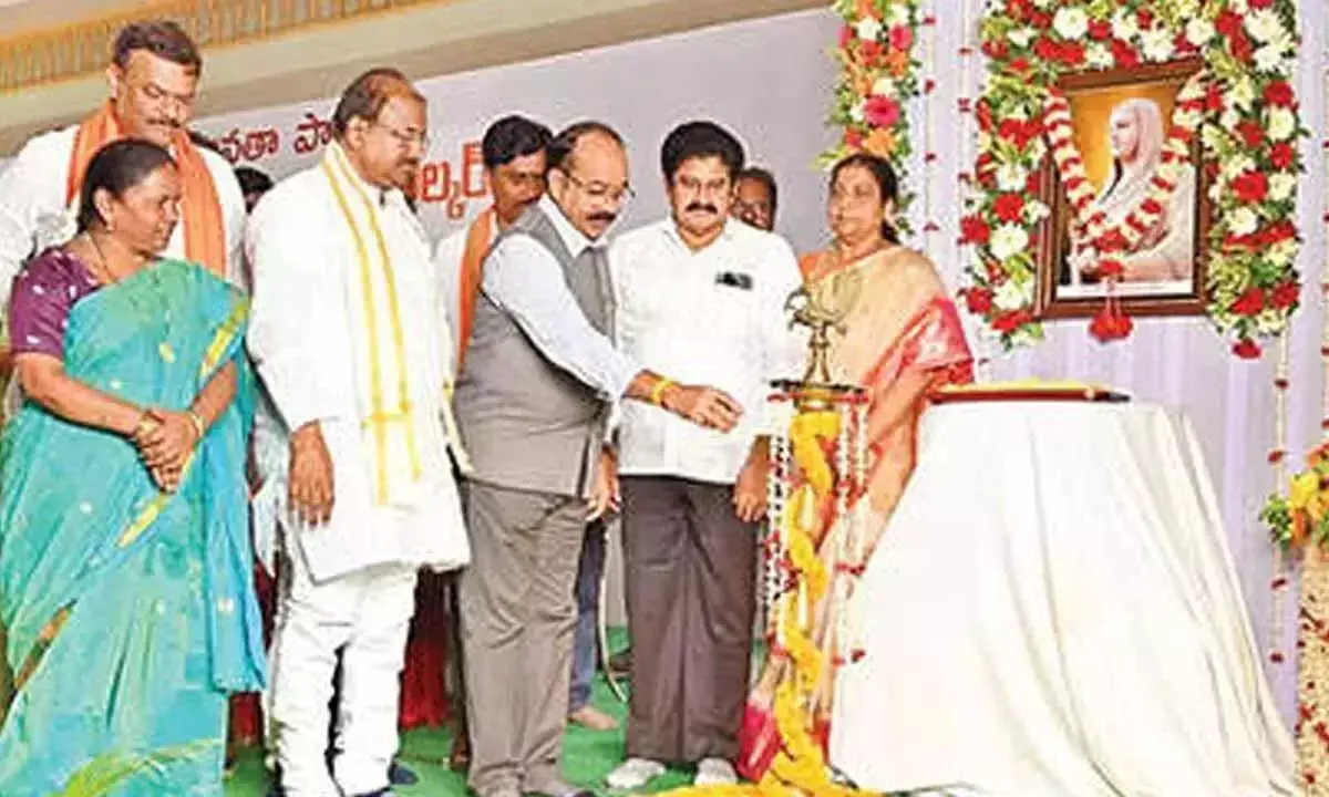 Andhra: अहिल्याबाई होल्कर की 300वीं जयंती पर भव्य समारोह