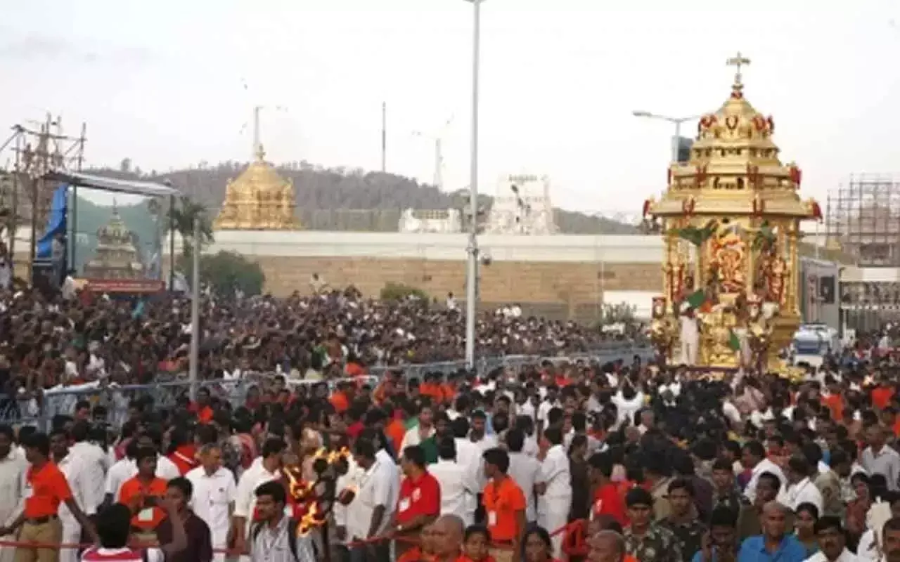 TTD सदस्य ने YSRCP पर आंध्र सरकार को अस्थिर करने और टीटीडी को बदनाम करने की साजिश का आरोप लगाया