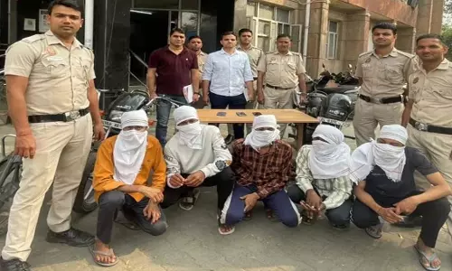 Gang ऐप के जरिए लूटपाट करने वाला गिरोह बेनकाब, मुठभेड़ में तीन बदमाश गिरफ्तार Gang ऐप के जरिए लूटपाट करने वाला गिरोह बेनकाब, मुठभेड़ में तीन बदमाश गिरफ्तार