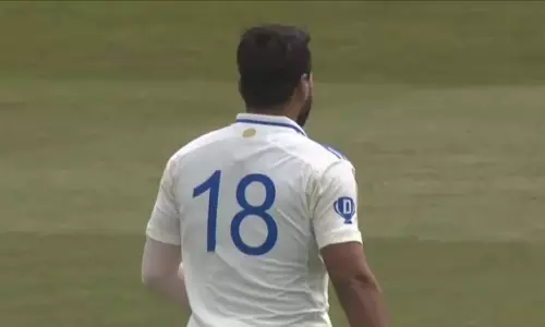 टेस्ट में जर्सी नंबर 18 पहनकर उतरा नया खिलाड़ी, Virat Kohli  फैंस में नाराज़गी