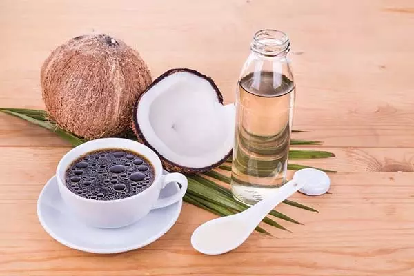 Beauty Tips: कॉफी से निखारें अपनी त्वचा, ट्राई करें ये 3 DIY फेस मास्क Beauty Tips: कॉफी से निखारें अपनी त्वचा, ट्राई करें ये 3 DIY फेस मास्क