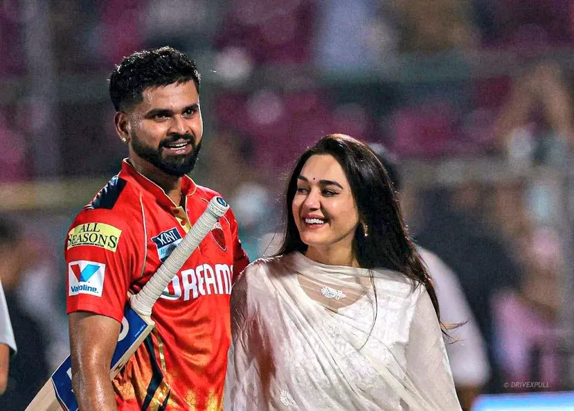 IPL 2025 : श्रेयस अय्यर के तूफान के आगे उड़ी मुंबई, फाइनल में पहुंची पंजाब किग्स IPL 2025 : श्रेयस अय्यर के तूफान के आगे उड़ी मुंबई, फाइनल में पहुंची पंजाब किग्स