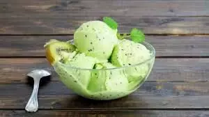 kiwi ice cream: शरीर को ठंडक देने के साथ-साथ सेहत के लिए फायदेमंद kiwi ice cream: शरीर को ठंडक देने के साथ-साथ सेहत के लिए फायदेमंद