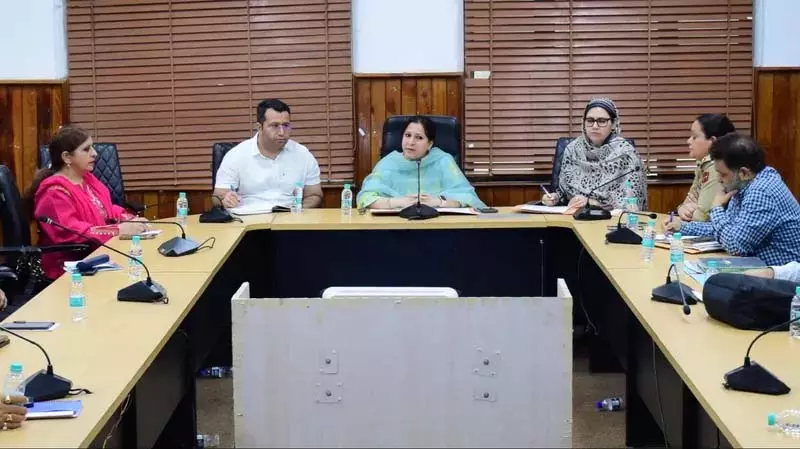 एडीसी जम्मू ने ईद-उल-अजहा तैयारियों की समीक्षा की एडीसी जम्मू ने ईद-उल-अजहा तैयारियों की समीक्षा की