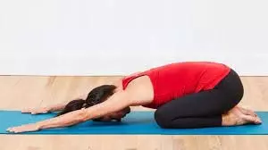 Yoga: अच्छी नींद के लिए सोने से पहले करें ये योगासन, मिलेगा फायदा Yoga: अच्छी नींद के लिए सोने से पहले करें ये योगासन, मिलेगा फायदा