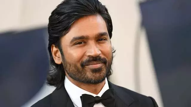 अफवाहों से न डरे धनुष, बोले– मैं अपने काम से जवाब दूंगा अफवाहों से न डरे धनुष, बोले– मैं अपने काम से जवाब दूंगा