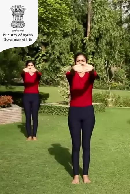 ताड़ासन करने से मिलते हैं कई स्वास्थ्य लाभ, मांसपेशियों को मजबूती और पोस्चर में सुधार के लिए फायदेमंद ताड़ासन करने से मिलते हैं कई स्वास्थ्य लाभ, मांसपेशियों को मजबूती और पोस्चर में सुधार के लिए फायदेमंद