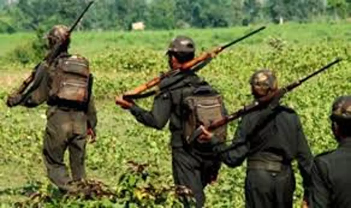 सुकमा में 16 नक्सलियों ने डाले हथियार सुकमा में 16 नक्सलियों ने डाले हथियार