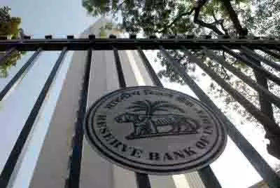 आरबीआई जून एमपीसी में रेपो रेट में 50 आधार अंक तक की कर सकता है कटौती : एसबीआई रिपोर्ट आरबीआई जून एमपीसी में रेपो रेट में 50 आधार अंक तक की कर सकता है कटौती : एसबीआई रिपोर्ट