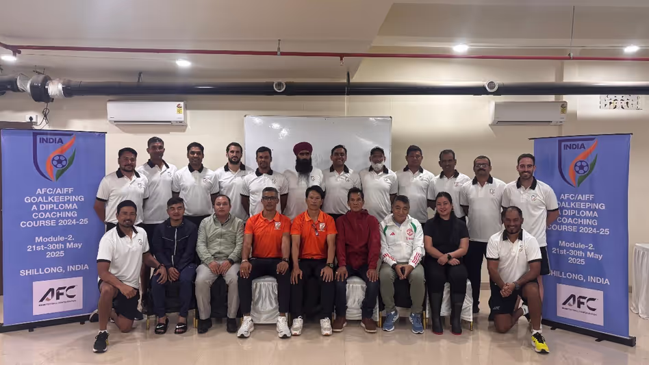 AIFF ने मेघालय में शीर्ष स्तरीय गोलकीपर प्रशिक्षण का समापन किया AIFF ने मेघालय में शीर्ष स्तरीय गोलकीपर प्रशिक्षण का समापन किया