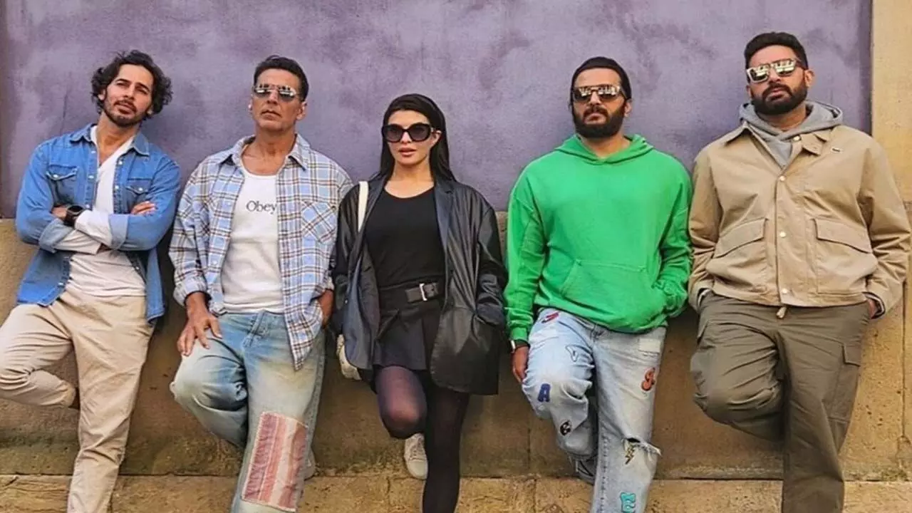 साजिद नाडियाडवाला और अक्षय कुमार की Housefull 5 भारत की सबसे महंगी कॉमेडी साजिद नाडियाडवाला और अक्षय कुमार की Housefull 5 भारत की सबसे महंगी कॉमेडी