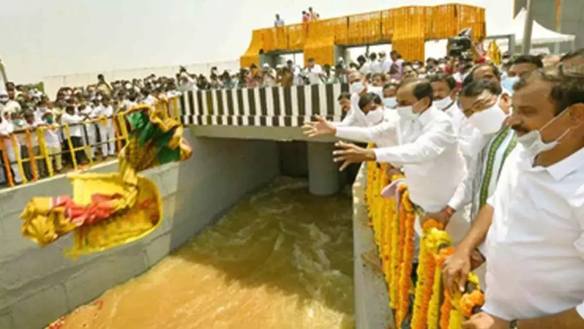कालेश्वरम परियोजना: केसीआर 11 जून को घोष आयोग के समक्ष पेश होंगे कालेश्वरम परियोजना: केसीआर 11 जून को घोष आयोग के समक्ष पेश होंगे