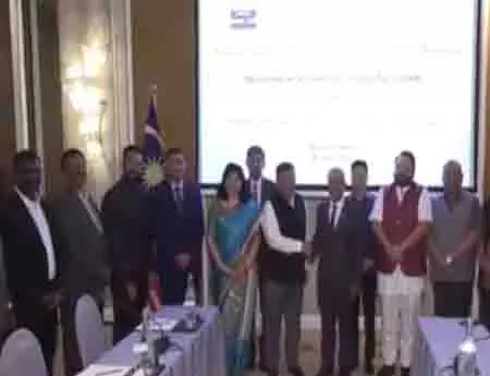 भारतीय सर्वदलीय प्रतिनिधिमंडल ने महत्वपूर्ण कूटनीतिक संपर्क के तहत मलेशियाई नेताओं से मुलाकात की भारतीय सर्वदलीय प्रतिनिधिमंडल ने महत्वपूर्ण कूटनीतिक संपर्क के तहत मलेशियाई नेताओं से मुलाकात की