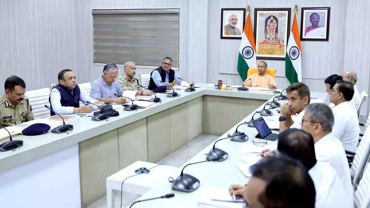 CM योगी का निर्देश, प्रतिबंधित पशुओं की कुर्बानी पर सख्त रोक CM योगी का निर्देश, प्रतिबंधित पशुओं की कुर्बानी पर सख्त रोक