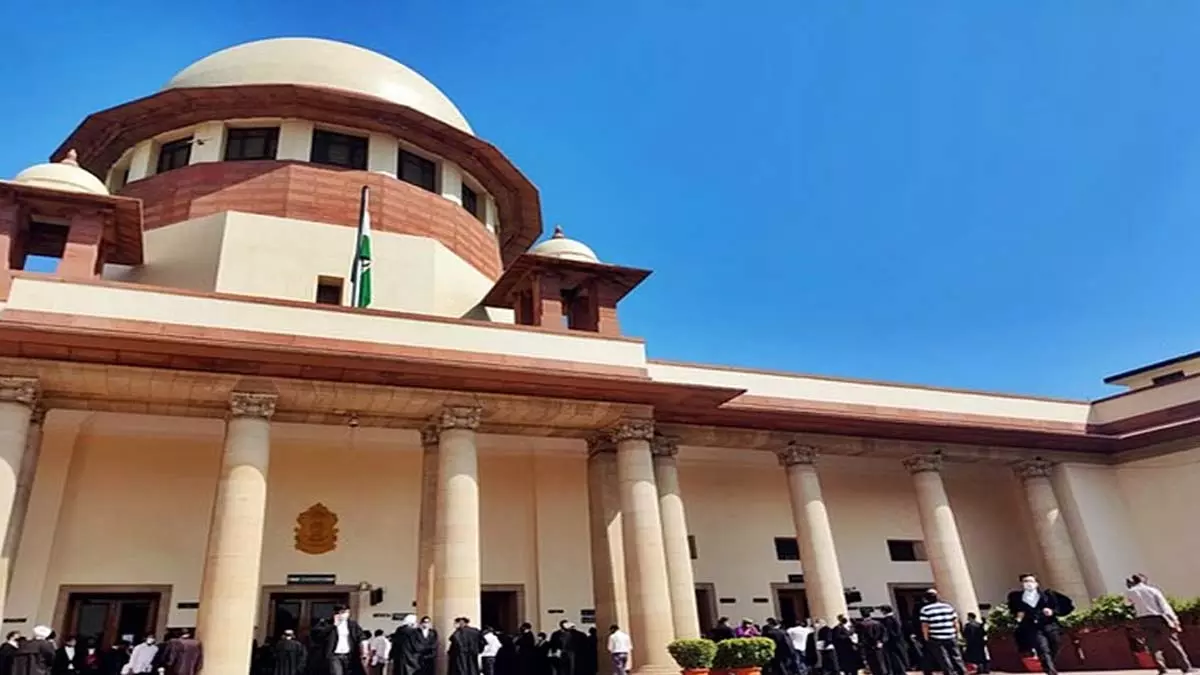 Supreme कोर्ट करेगा जांच: क्या अदालतें राज परिवारों की संपत्ति विवादों में दखल दे सकती हैं Supreme कोर्ट करेगा जांच: क्या अदालतें राज परिवारों की संपत्ति विवादों में दखल दे सकती हैं