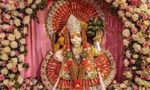 Bada Mangal 2025: चौथे बड़े मंगल पर इस विधि से करें पूजा, श्री राम भक्त हनुमान की होगी कृपा Bada Mangal 2025: चौथे बड़े मंगल पर इस विधि से करें पूजा, श्री राम भक्त हनुमान की होगी कृपा
