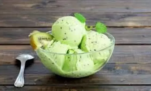 kiwi ice cream: शरीर को ठंडक देने के साथ-साथ सेहत के लिए फायदेमंद kiwi ice cream: शरीर को ठंडक देने के साथ-साथ सेहत के लिए फायदेमंद