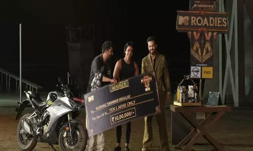 Roadies Double Cross Finale: एल्विश यादव के गैंग के कुशाल तंवर विजेता बने Roadies Double Cross Finale: एल्विश यादव के गैंग के कुशाल तंवर विजेता बने