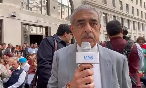 ब्रिटेन में भारतीय प्रवासियों ने ऑपरेशन सिंदूर और आतंकवाद के खिलाफ PM Modi की सराहना की