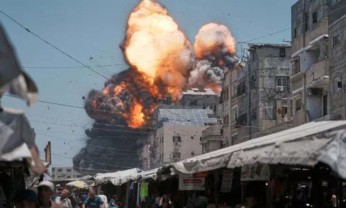 सहायता वितरण केंद्र के निकट इजरायली हमले में 31 फिलिस्तीनी मारे गए सहायता वितरण केंद्र के निकट इजरायली हमले में 31 फिलिस्तीनी मारे गए
