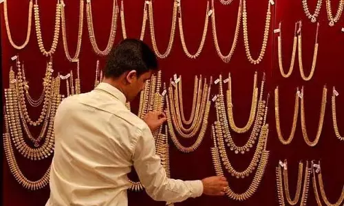 Tamil Nadu : सोने की कीमतों में फिर उछाल! आज का हाल Tamil Nadu : सोने की कीमतों में फिर उछाल! आज का हाल