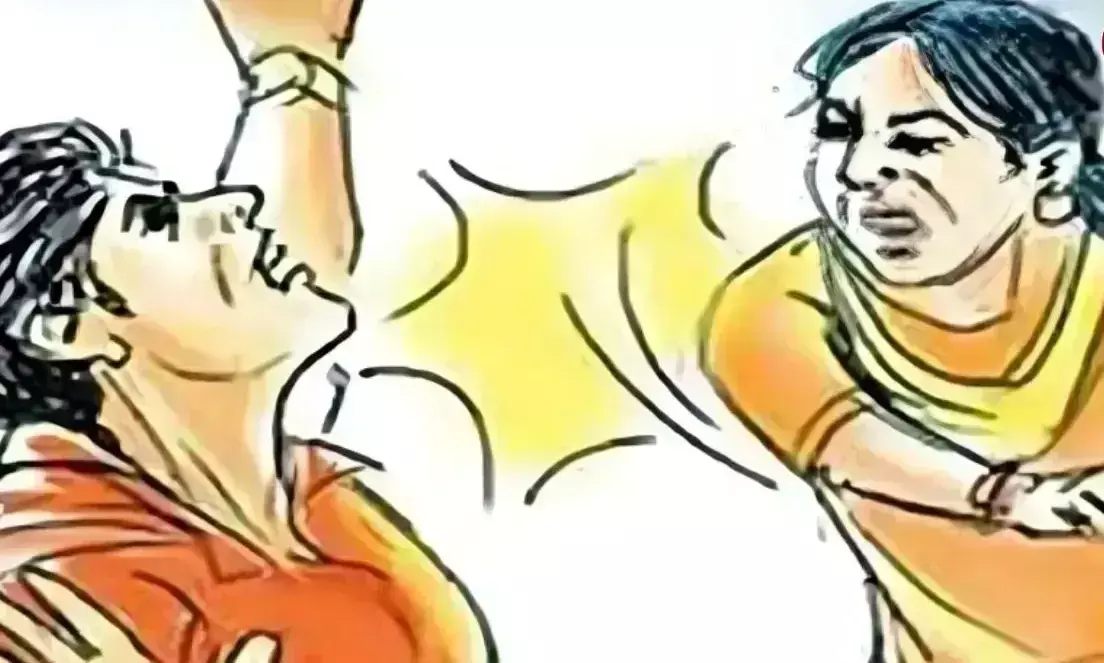 Bareilly: पति पर पत्नियों का प्रकोप, चाकू से हमला और पिटाई दोनों साथ Bareilly: पति पर पत्नियों का प्रकोप, चाकू से हमला और पिटाई दोनों साथ