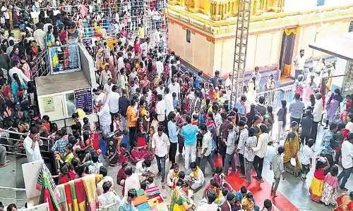 राजस्व और श्रद्धालुओं में वृद्धि, लेकिन बसारा मंदिर के लिए नियमित EO नहीं