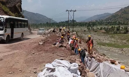 Jammu-Poonch राष्ट्रीय राजमार्ग चौड़ीकरण कार्य में तेजी लाएं, स्थानीय लोगों की मांग