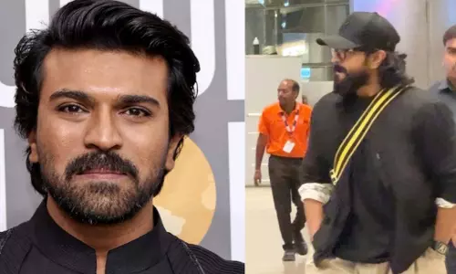 Ram Charan ने छुट्टी के बाद हैदराबाद लौटते समय अपने लंबे बालों का प्रदर्शन किया Ram Charan ने छुट्टी के बाद हैदराबाद लौटते समय अपने लंबे बालों का प्रदर्शन किया