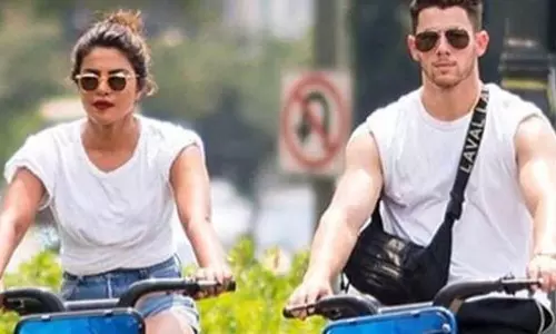 NYC में छाया प्रियंका-निक का डेनिम गेम NYC में छाया प्रियंका-निक का डेनिम गेम