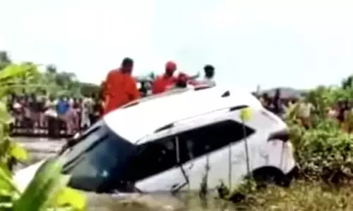 Kerala :  वन्नातिपुझा में गिरी कार तीसरे दिन गूगल मैप्स पर देखने पर मिल गई