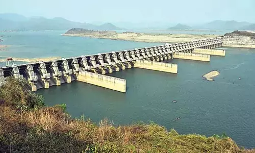 Andhra : पोलावरम परियोजना में लघु बांध के निर्माण की तैयारी की जा रही