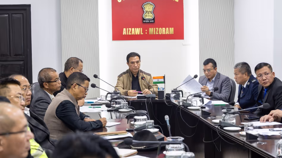 Mizoram के मुख्यमंत्री ने राज्य भर में भूस्खलन और बाढ़ के कहर के बीच आपात बैठक बुलाई Mizoram के मुख्यमंत्री ने राज्य भर में भूस्खलन और बाढ़ के कहर के बीच आपात बैठक बुलाई