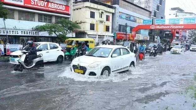 Kerala में अगले तीन दिनों तक भारी बारिश; बाढ़ की चेतावनी, स्थानांतरित करने की सलाह