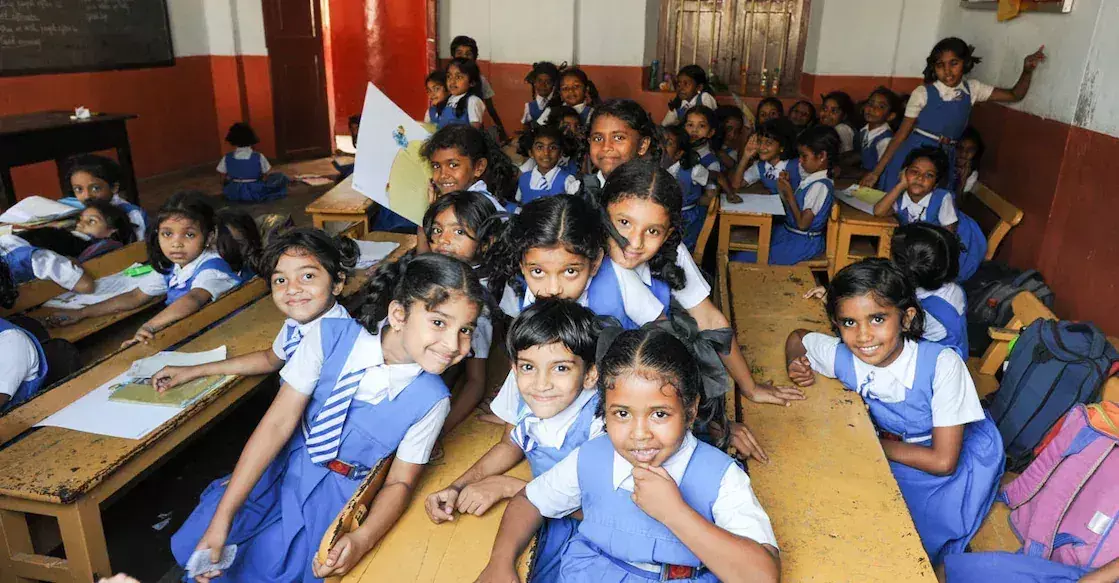 Kerala : स्कूल खुलने की पूर्व संध्या पर एर्नाकुलम कलेक्टर ने छात्रों से कहा