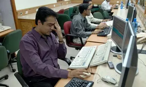 आज भारतीय शेयर बाजार में गिरावट क्यों आई?