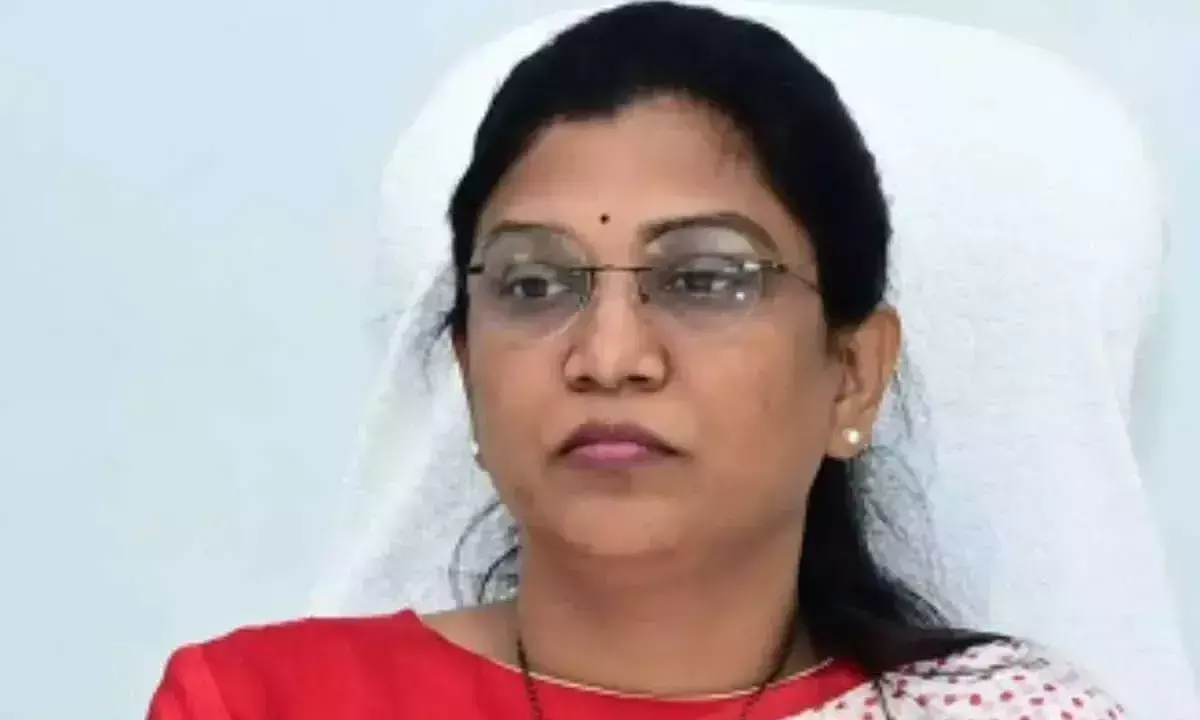 Andhra: लोगों से ‘व्हाट्सएप गवर्नेंस’ प्लेटफॉर्म का लाभ उठाने का आग्रह Andhra: लोगों से ‘व्हाट्सएप गवर्नेंस’ प्लेटफॉर्म का लाभ उठाने का आग्रह
