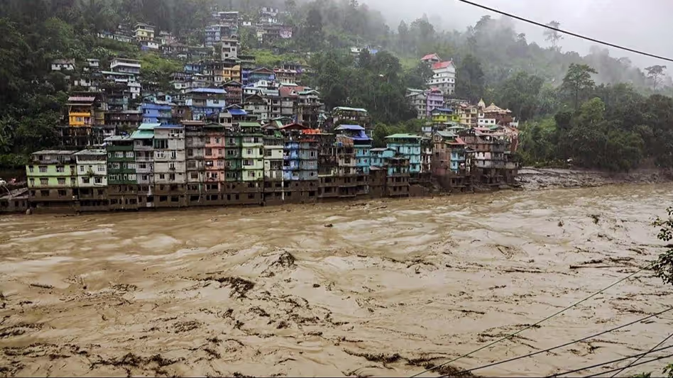 उत्तरी Sikkim के चट्टेन में भूस्खलन से तीन लोगों की मौत